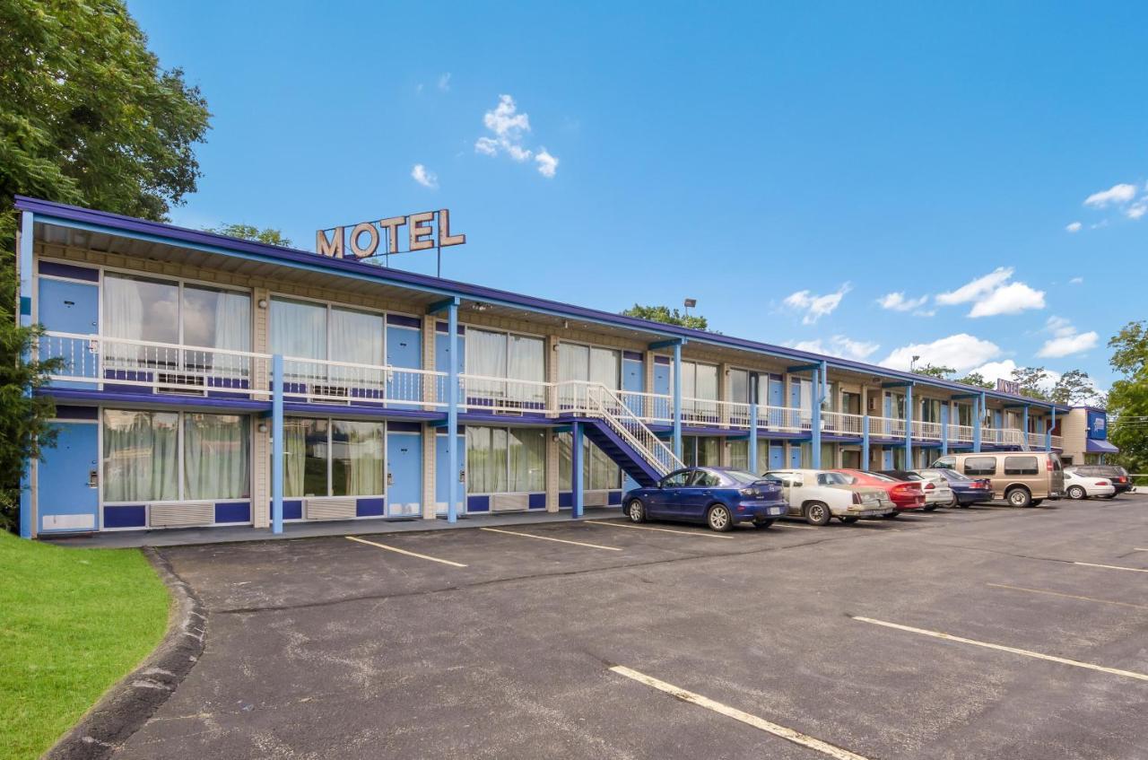 Americas Best Value Inn Wytheville Esterno foto
