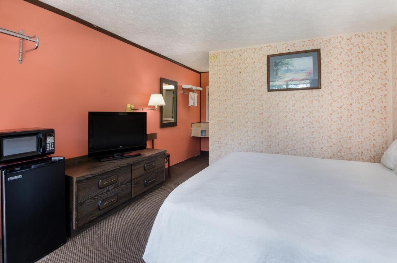 Americas Best Value Inn Wytheville Esterno foto