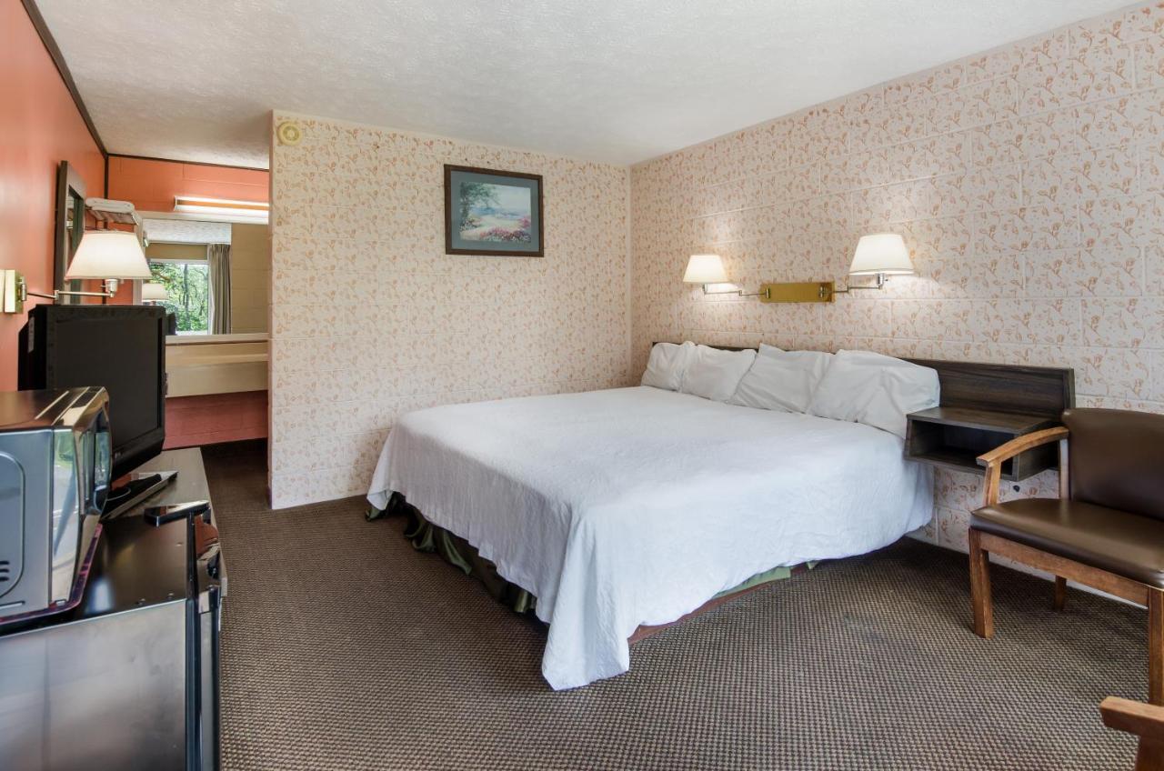 Americas Best Value Inn Wytheville Esterno foto